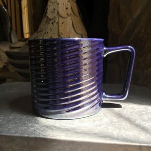 Starbucks “2020” Blue Iridescent Swirl Mug